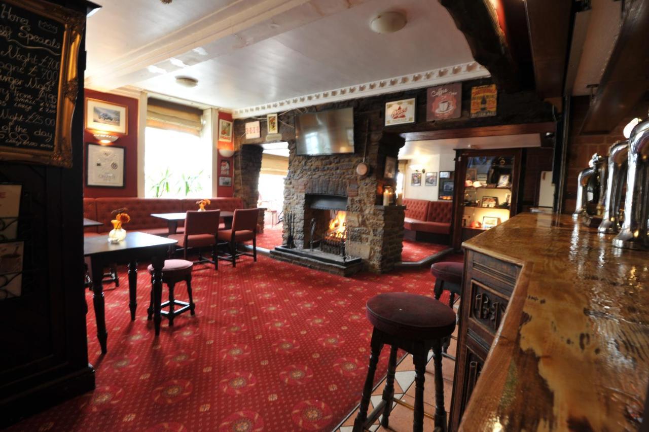 Crown Hotel Brackley Buitenkant foto