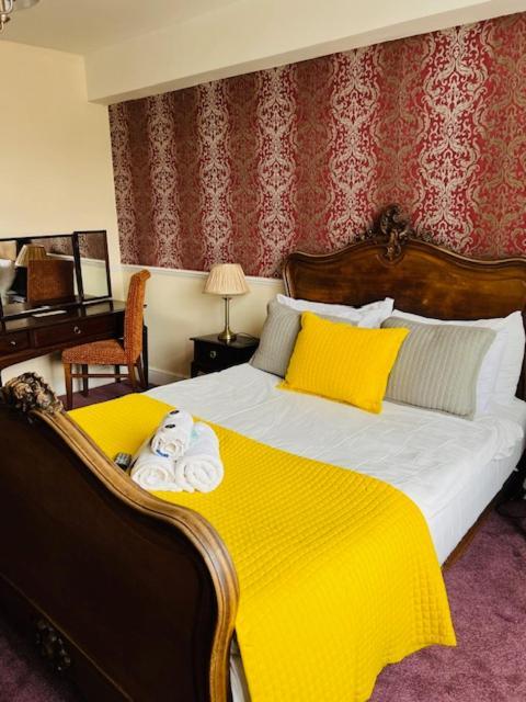 Crown Hotel Brackley Buitenkant foto