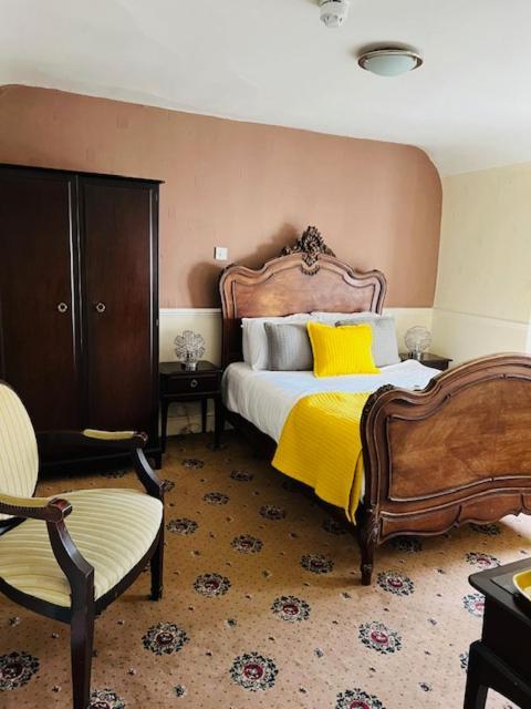 Crown Hotel Brackley Buitenkant foto