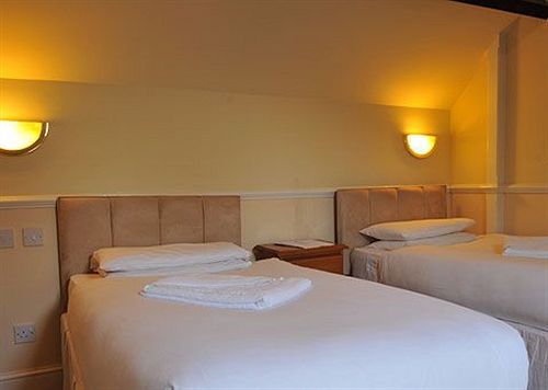 Crown Hotel Brackley Buitenkant foto
