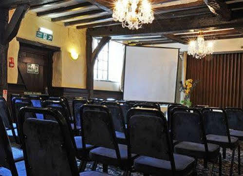 Crown Hotel Brackley Buitenkant foto